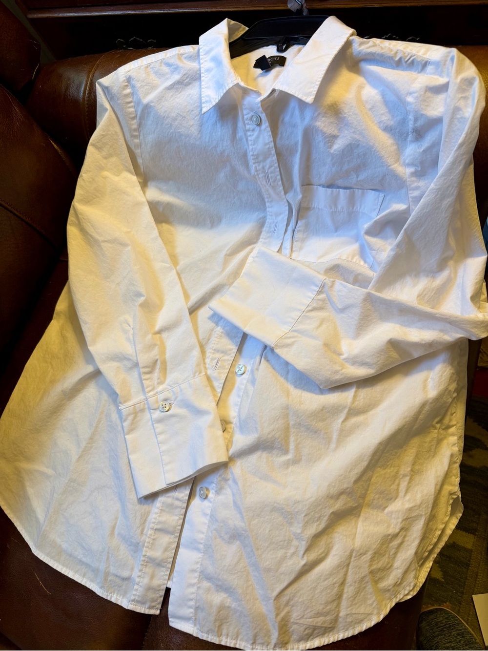 Classic Women’s White Button down blouse, from Talbot’s size Medium petite